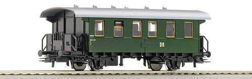 44227 - PASSENGER CAR